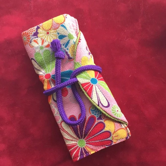 Japanese Kimono π shirimen makeup brush case - Picture 1 of 8